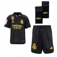 Otroški Nogometni dresi Real Madrid Nacho #6 Tretji 2023-24 Kratek Rokav (+ Kratke hlače)